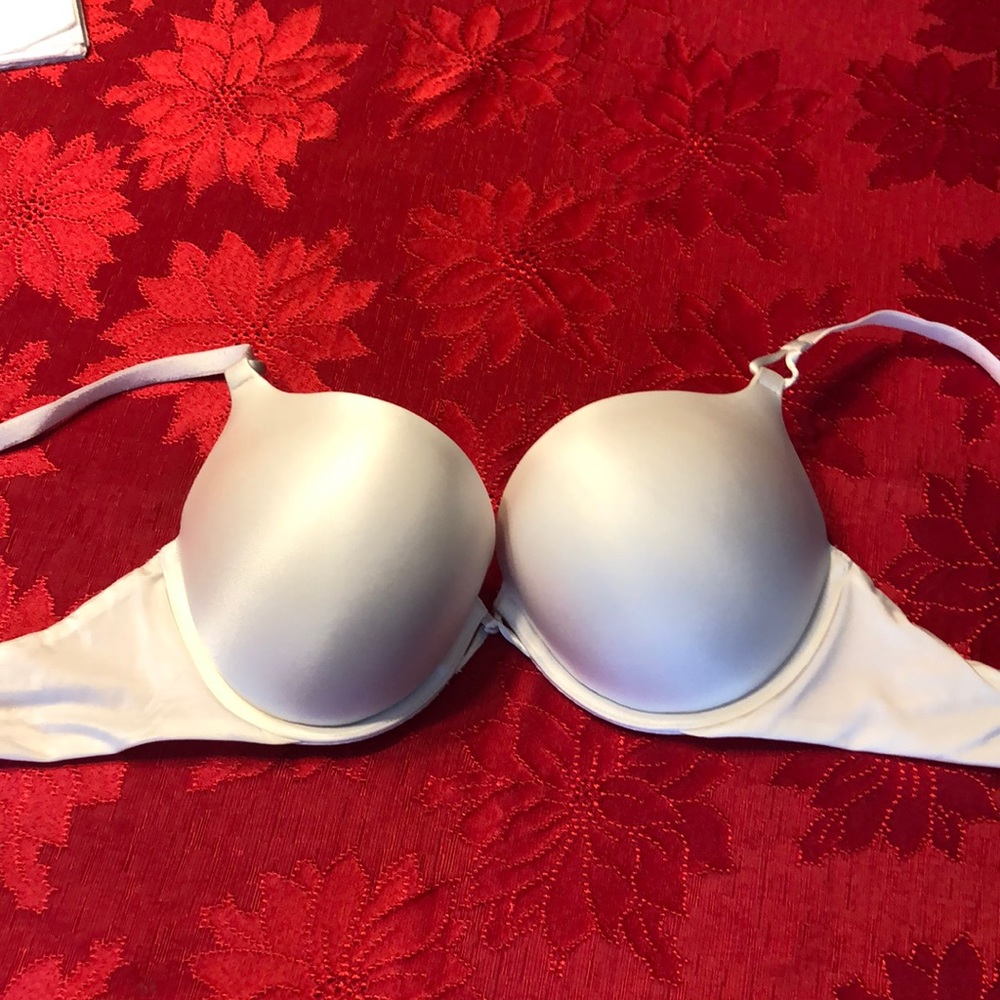 Victoria’s Secret bra